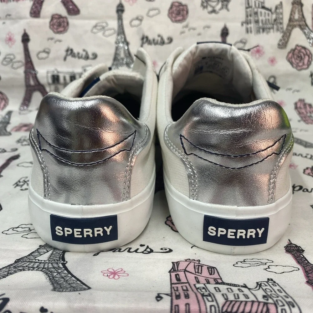 Sperry Seabed Casual Slip-On Shoes, White Canvas, Women's 8.5 NEW Without Box.